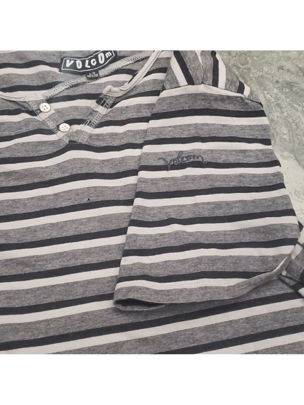 volcom Tee - Picture 3 of 5